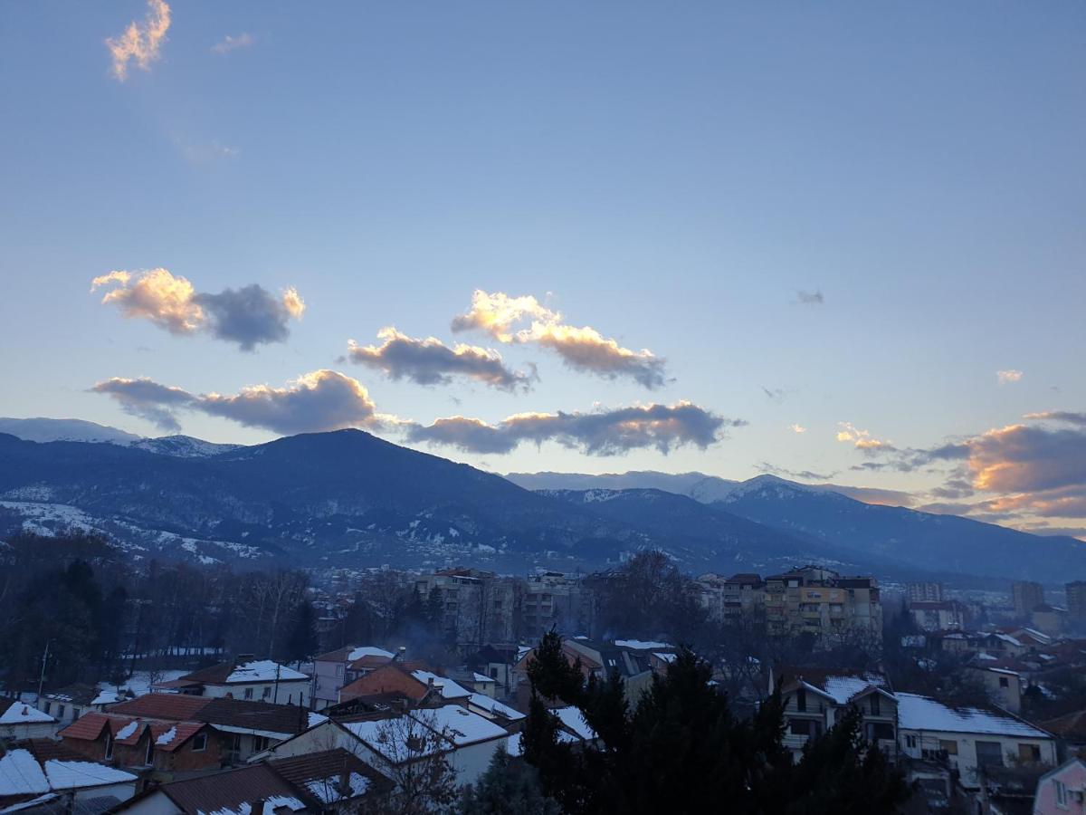 Comfortable Apartment For A Pleasant Trip Bitola Esterno foto