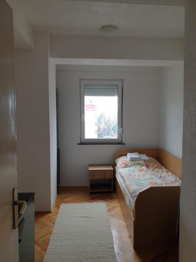 Comfortable Apartment For A Pleasant Trip Bitola Esterno foto